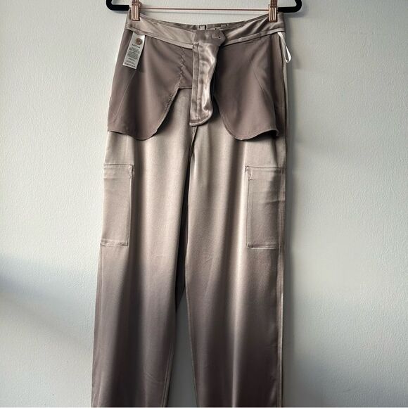 Aritzia Babaton Refined Satin Cargo Pant in Ashen - Picture 6 of 12